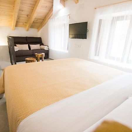 El Pequeno Pajar Apartamento Majaelrayo Exterior foto